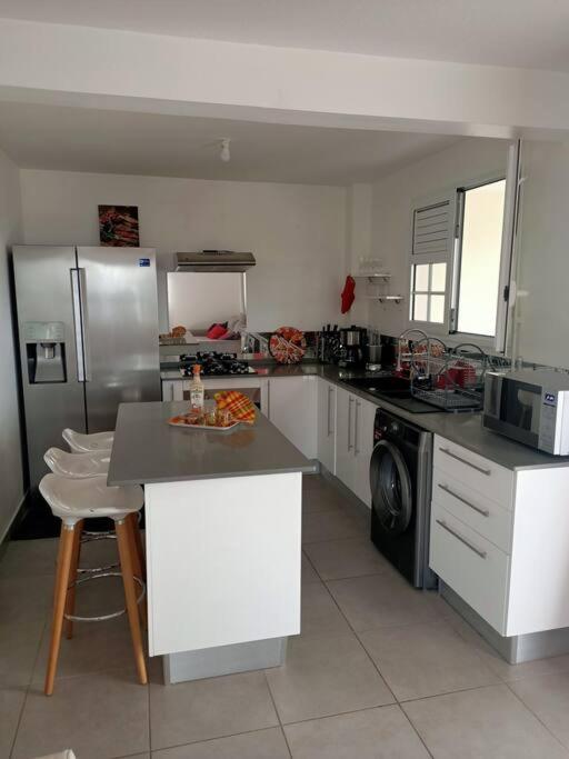 A 10Min De La Plage, Agreable Appartement Lumineux Le Robert Exteriör bild